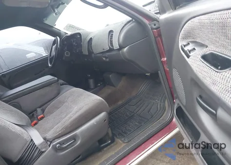 2001 Dodge Ram 1500 St из США, поврежденный, VIN 1B7HF13Z71J508673